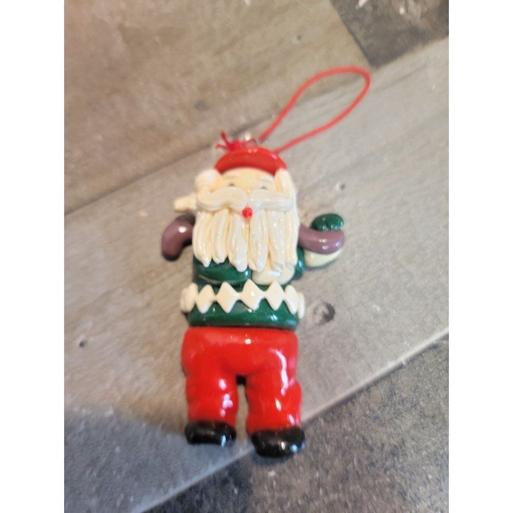 Santa playing‎ golf sport ornament xmas